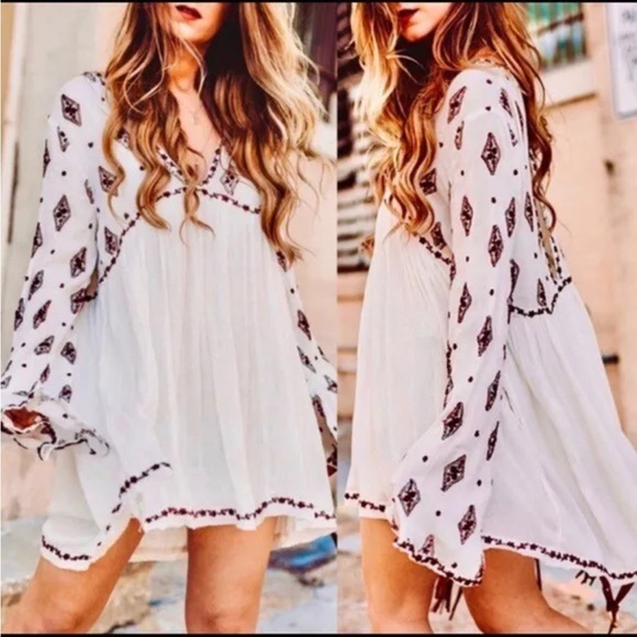 Free People Tops - Free People Diamond Embroidered Bell Sleeve Top
